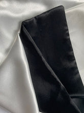 Load image into Gallery viewer, Satin Pillowcases